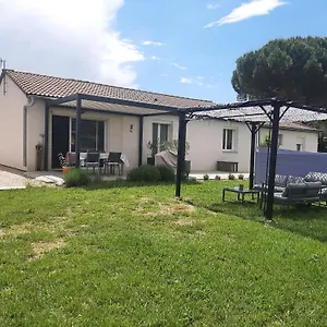Hébergement de vacances Joli Au Coeur De La Provence Verte, Saint-Maximin